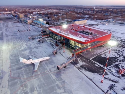 амира мачты в аэропорту баландино